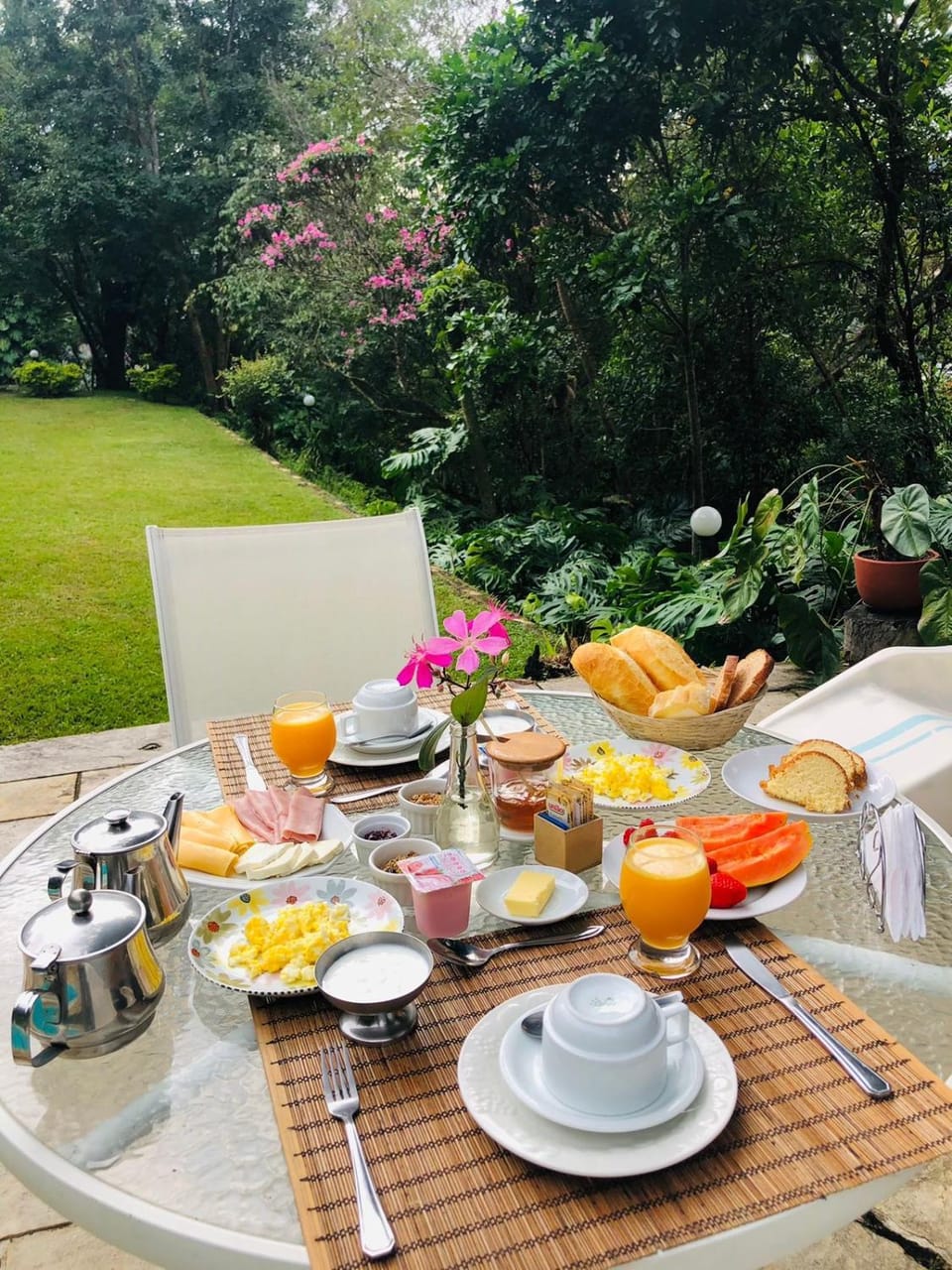 Coffee/tea facilities, Dining area, Breakfast