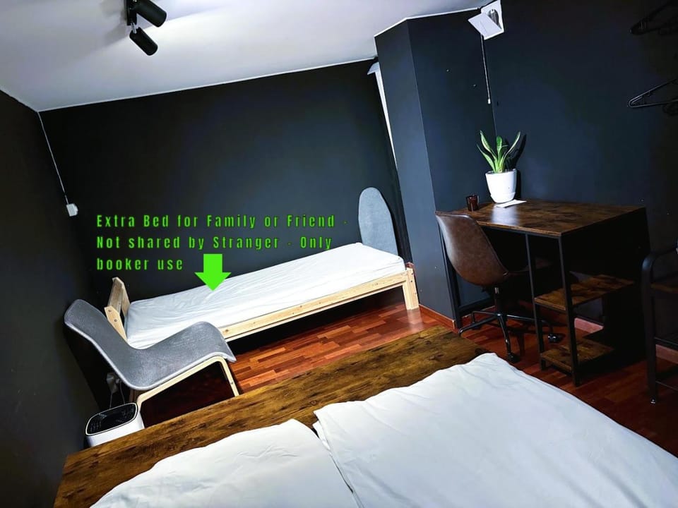Bed, Bedroom