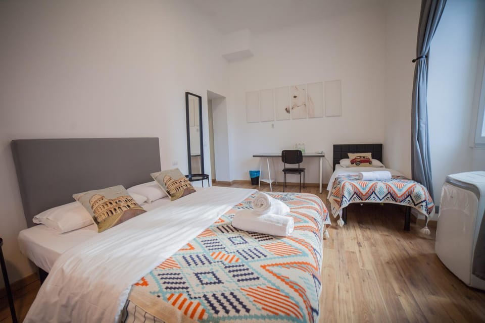 Cosmo GuestHouse Bed and Breakfast in Rome