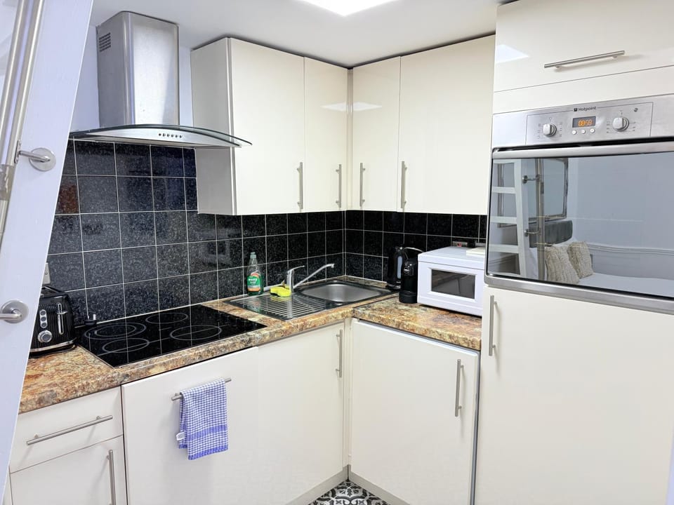 Westbourne Terrace by Citystaylondon Apartment in City of Westminster