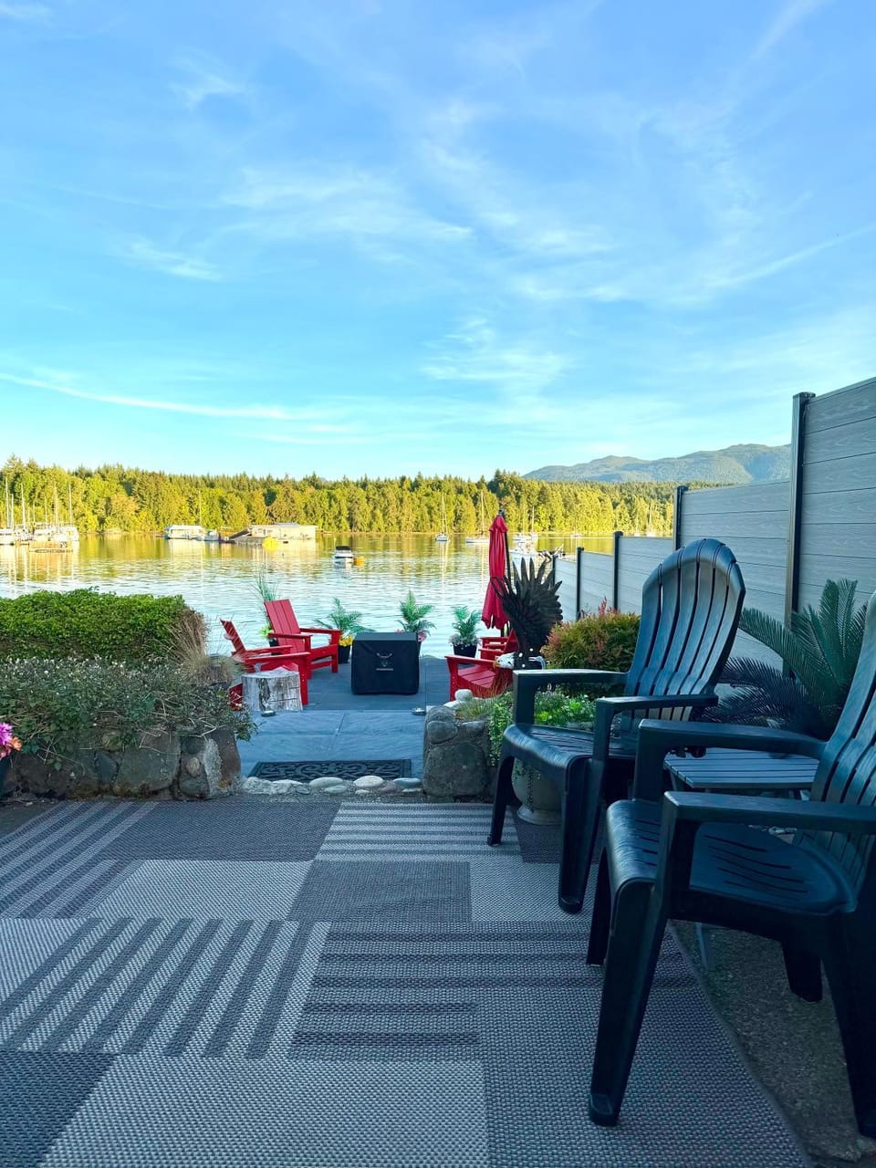 The Beach House at Deep Bay House in Vancouver Island