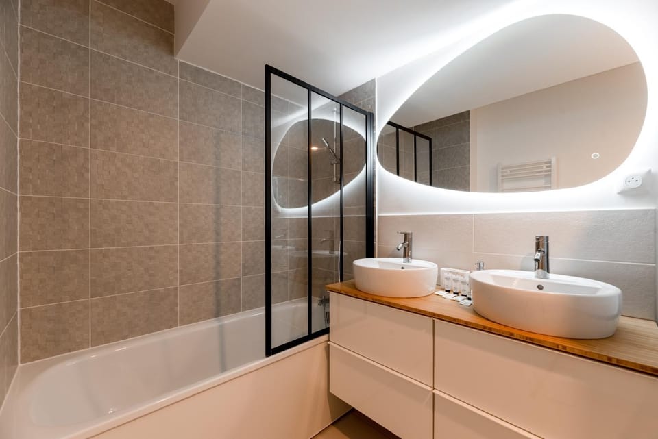Shower, Bathroom, Bath