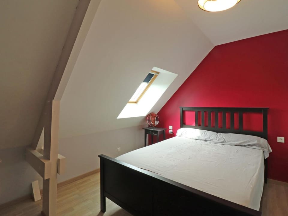 Maison rénovée avec jardin clos, 3 chambres, recharge EV gratuite, proche Suisse Normande - FR-1-497-178 House in Normandy