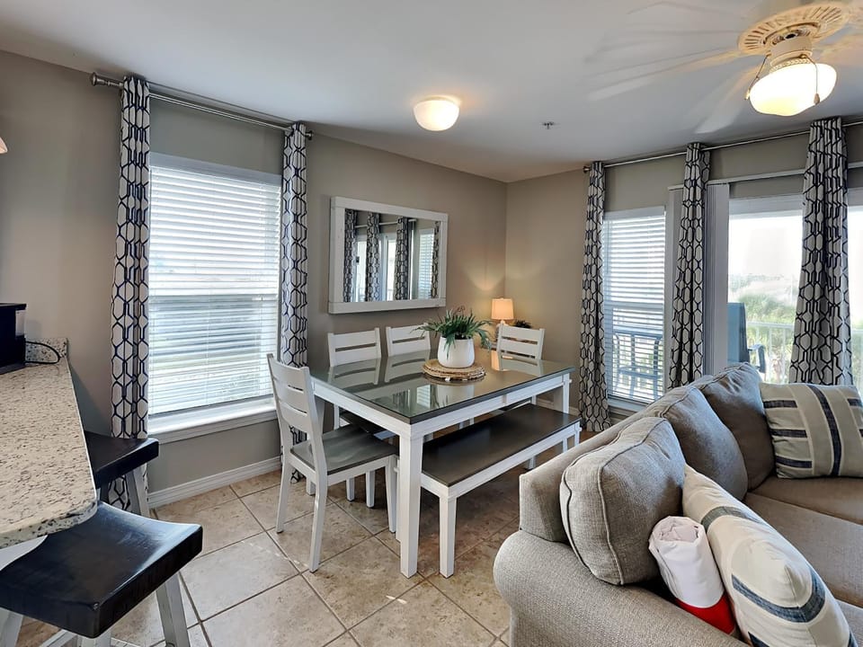 Living room, Seating area, Dining area, furniture