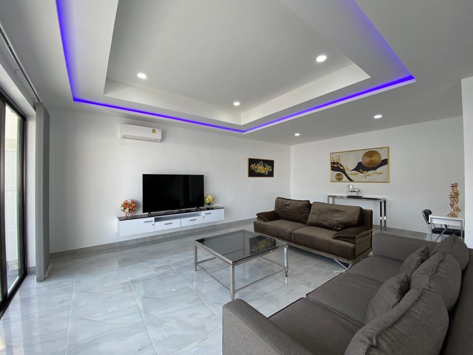 TV and multimedia, Living room