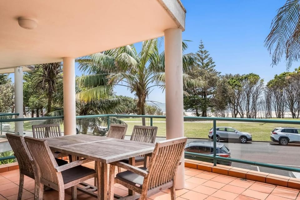 Byron Surfside 4 at Clarkes Beach Apartment in Byron Bay