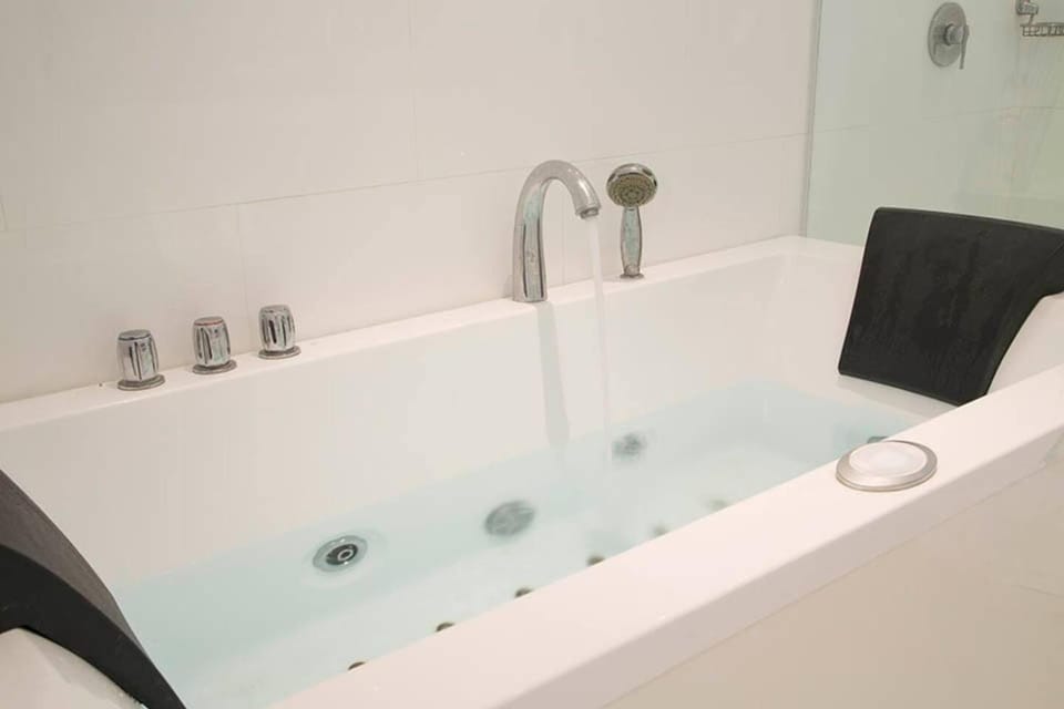 Hot Tub, Bathroom, Bath