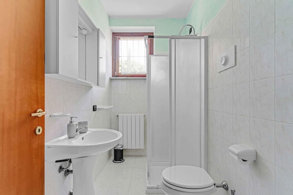 Shower, Toilet, Bathroom, bidet