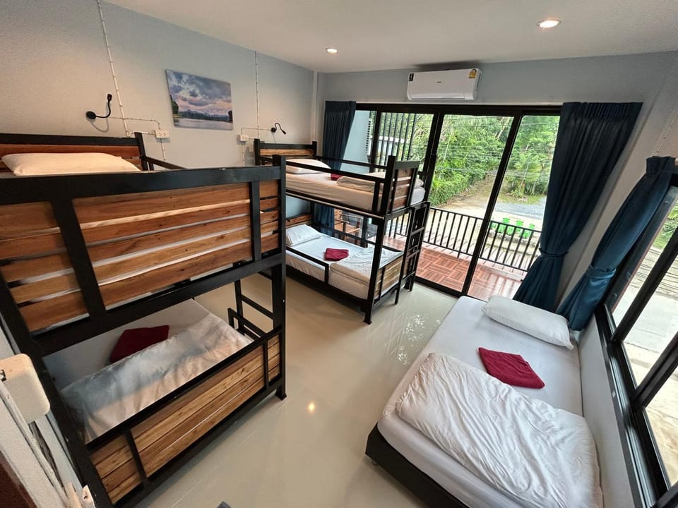 Boom Hostel Khao Sok Hostel in Khlong Sok