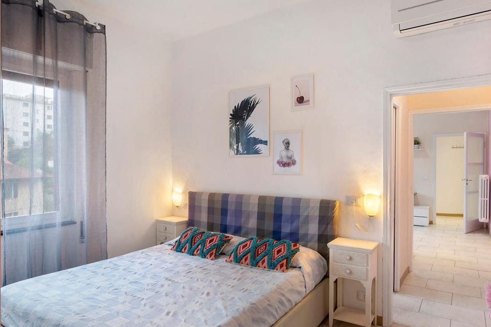 Living room, Bedroom