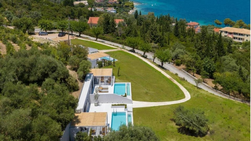 Cavalier Suites Nikiana Lefkada AV Properties Apartment in Lefkada, Lefkada Municipality, Greece