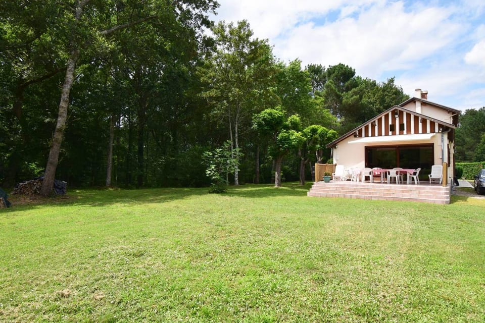 Property building, Garden view