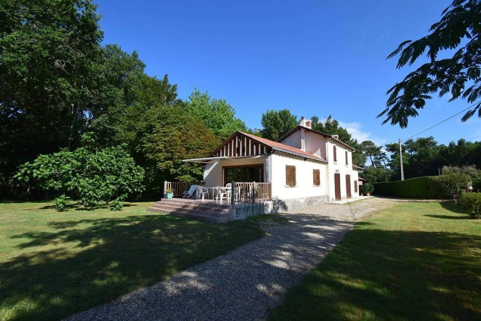 Property building, Natural landscape, Garden, Garden view