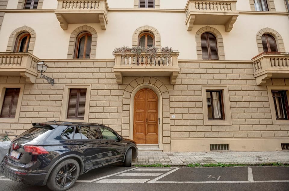 Facade/entrance, Parking