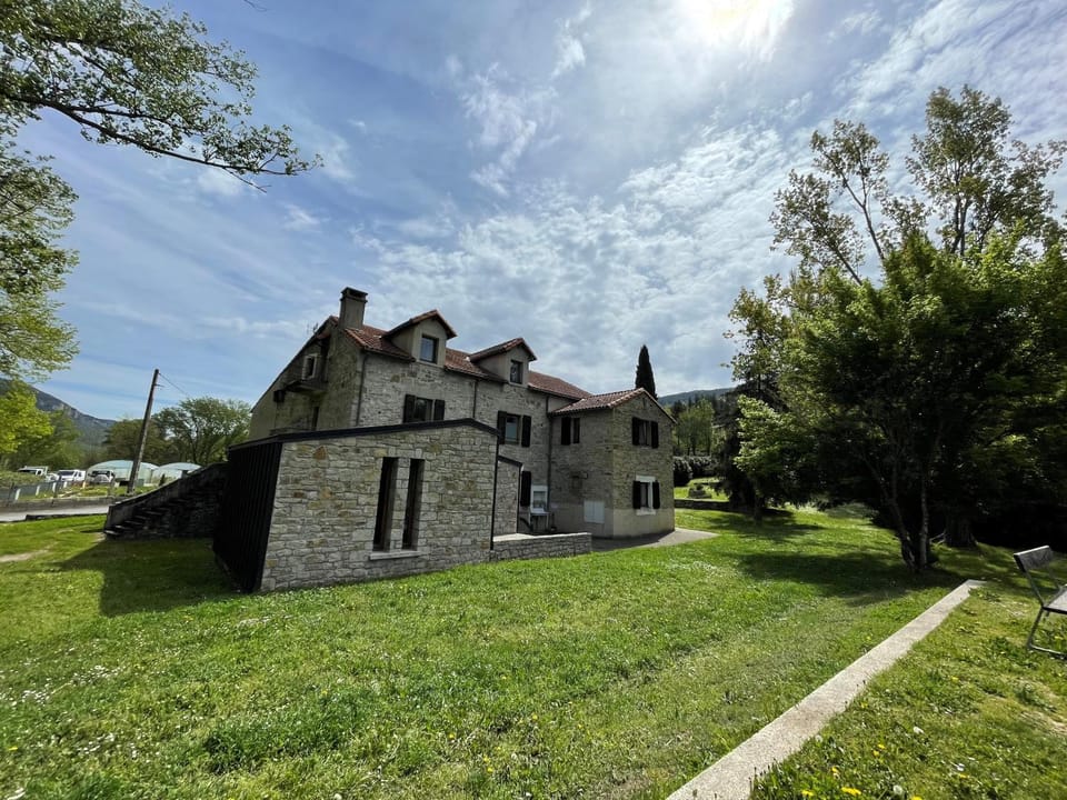 Property building, Natural landscape