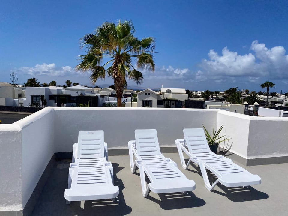 Natural landscape, View (from property/room), Balcony/Terrace, Sea view, sunbed