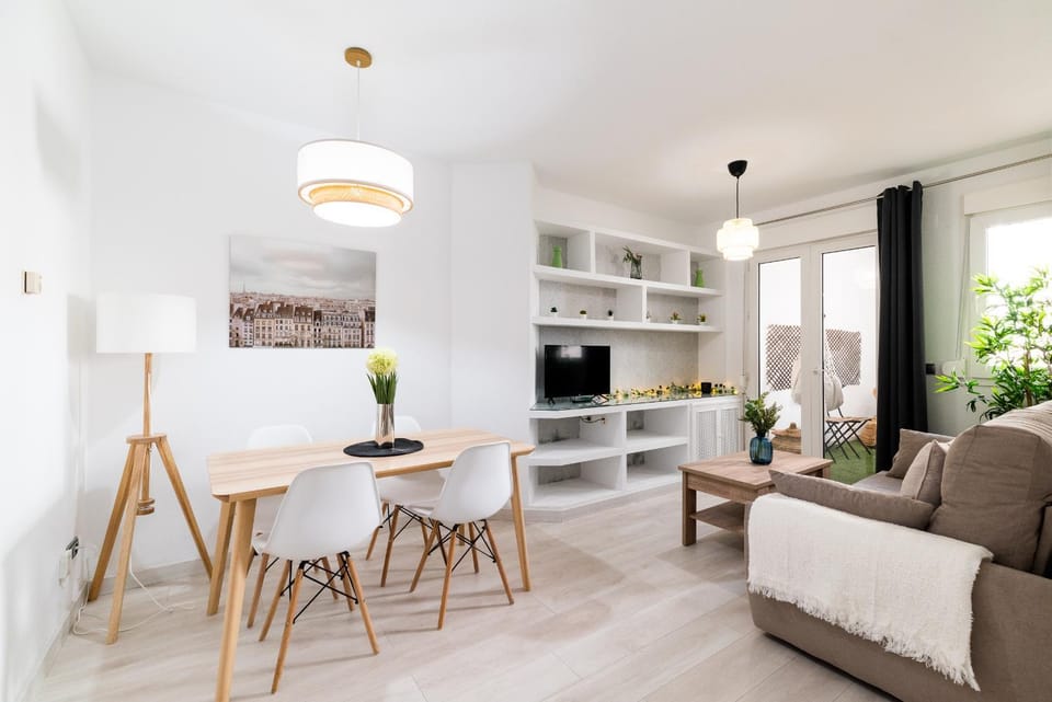 TV and multimedia, Living room, Dining area