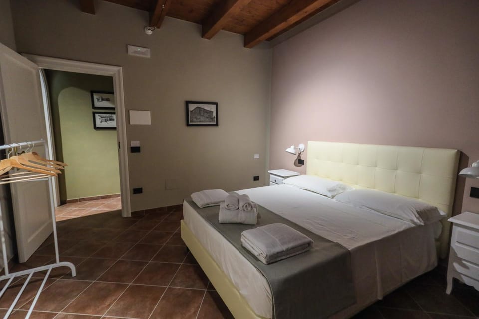 RUGGIERO GUEST HOUSE Bed and Breakfast in Campania