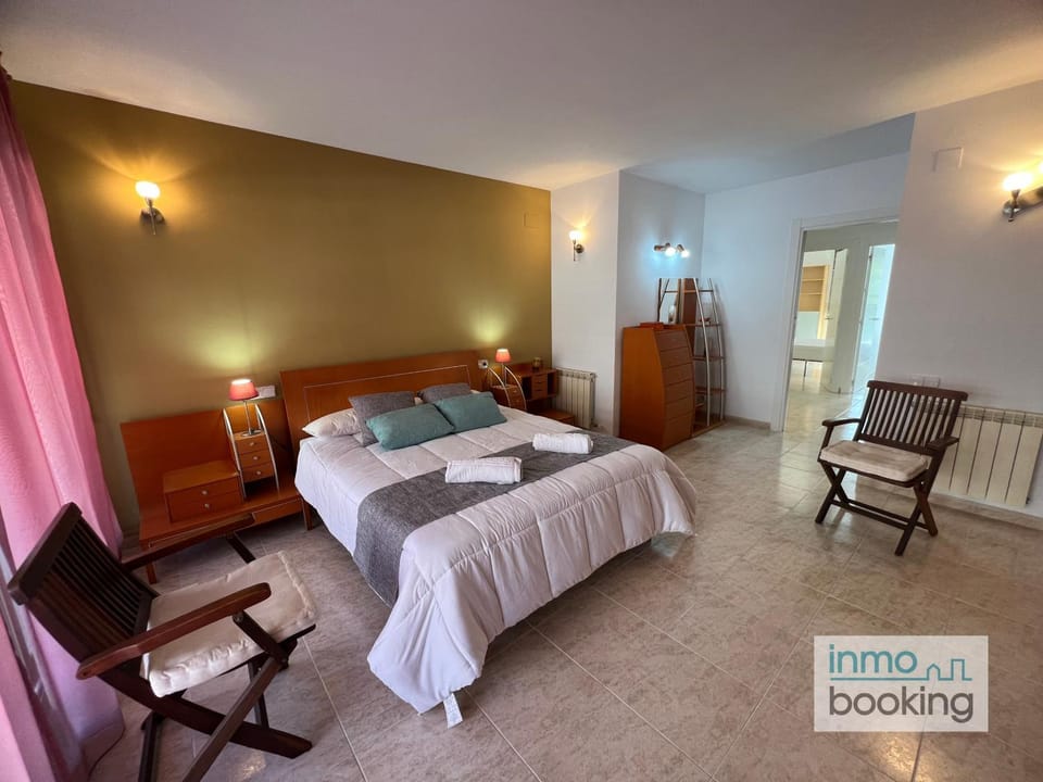 Villa Elvira Salou , con piscina y aparcamiento gratis Apartment in Salou