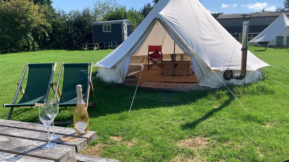 Home Farm Radnage 6 Glamping Bell Tent, with Log Burner and Fire Pit Luxury tent in Wycombe District