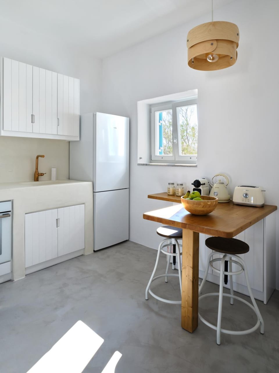 pet friendly, kitchen