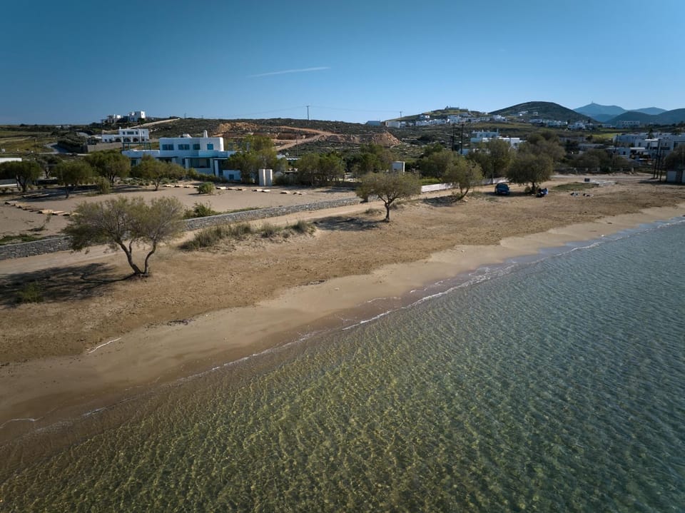 Beach, Sea view, Location