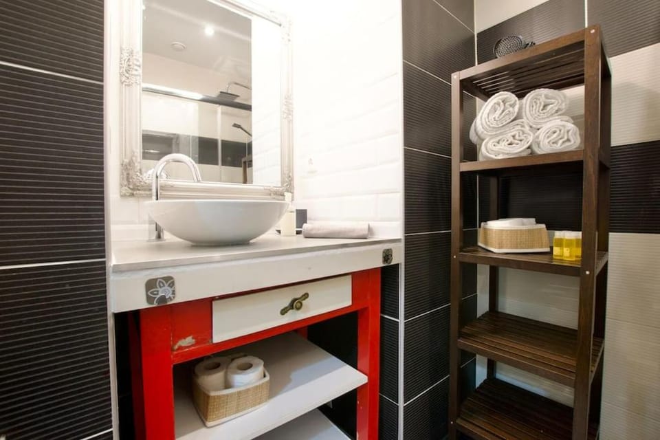 Standard Apartment by Hi5 - Bright central place (269) Apartment in Budapest