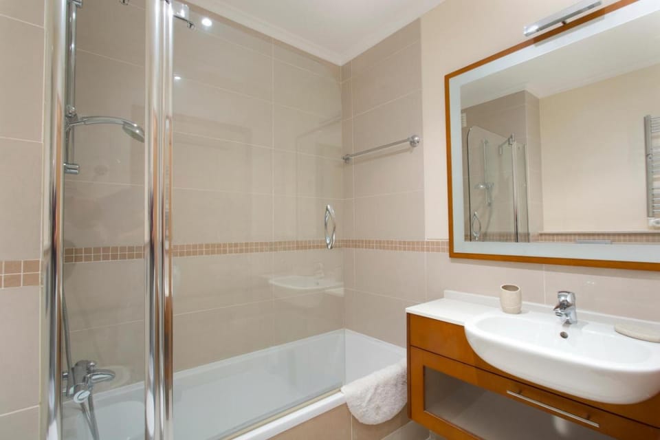 Shower, Bathroom, Bath