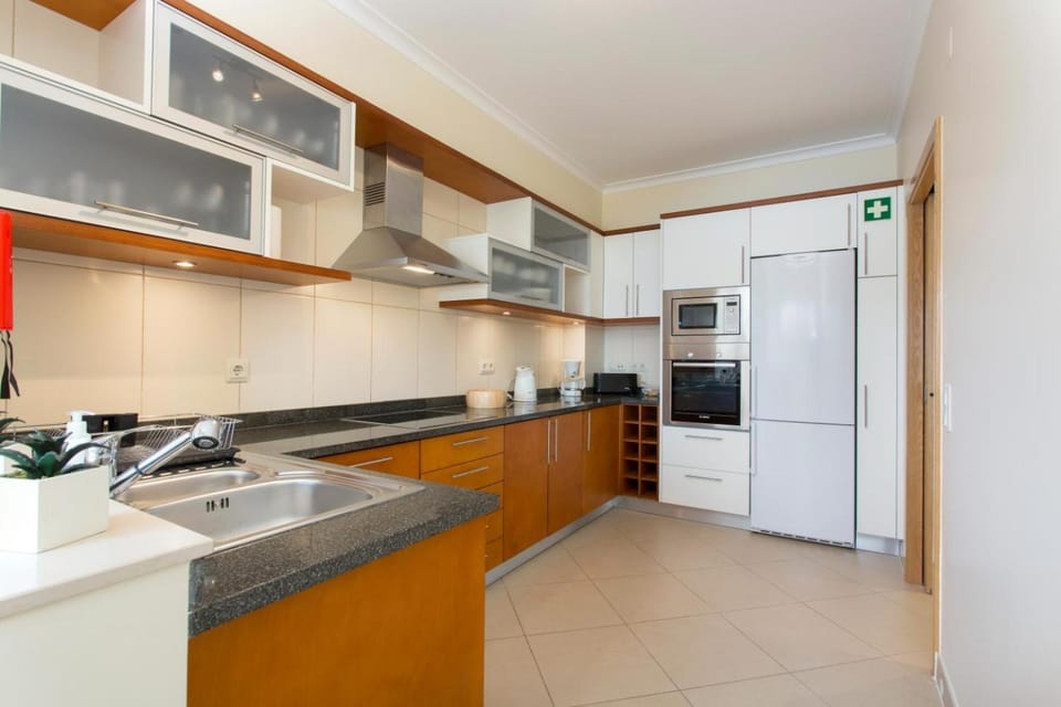 Kitchen or kitchenette, minibar, pet friendly, stove, toaster