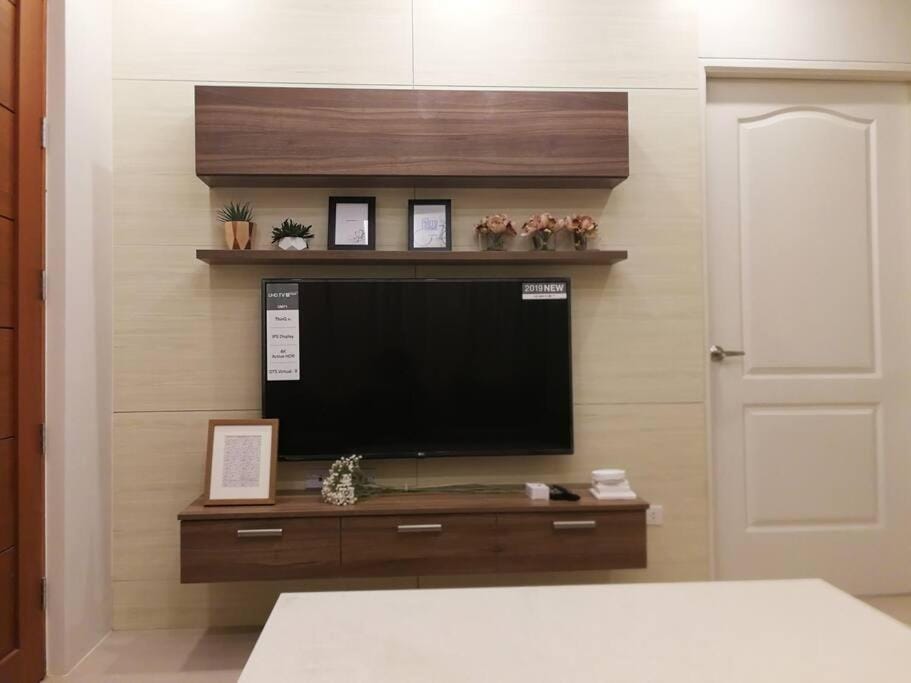 TV and multimedia, Living room