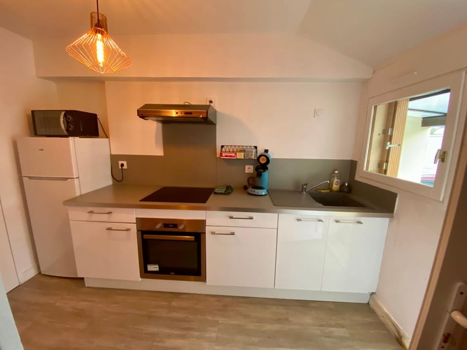 Maison ville T2 quartier calme Parking Gratuit House in Troyes