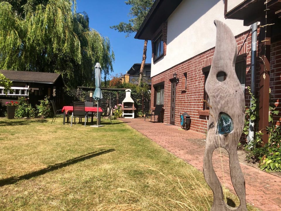 Property building, Garden, Garden view