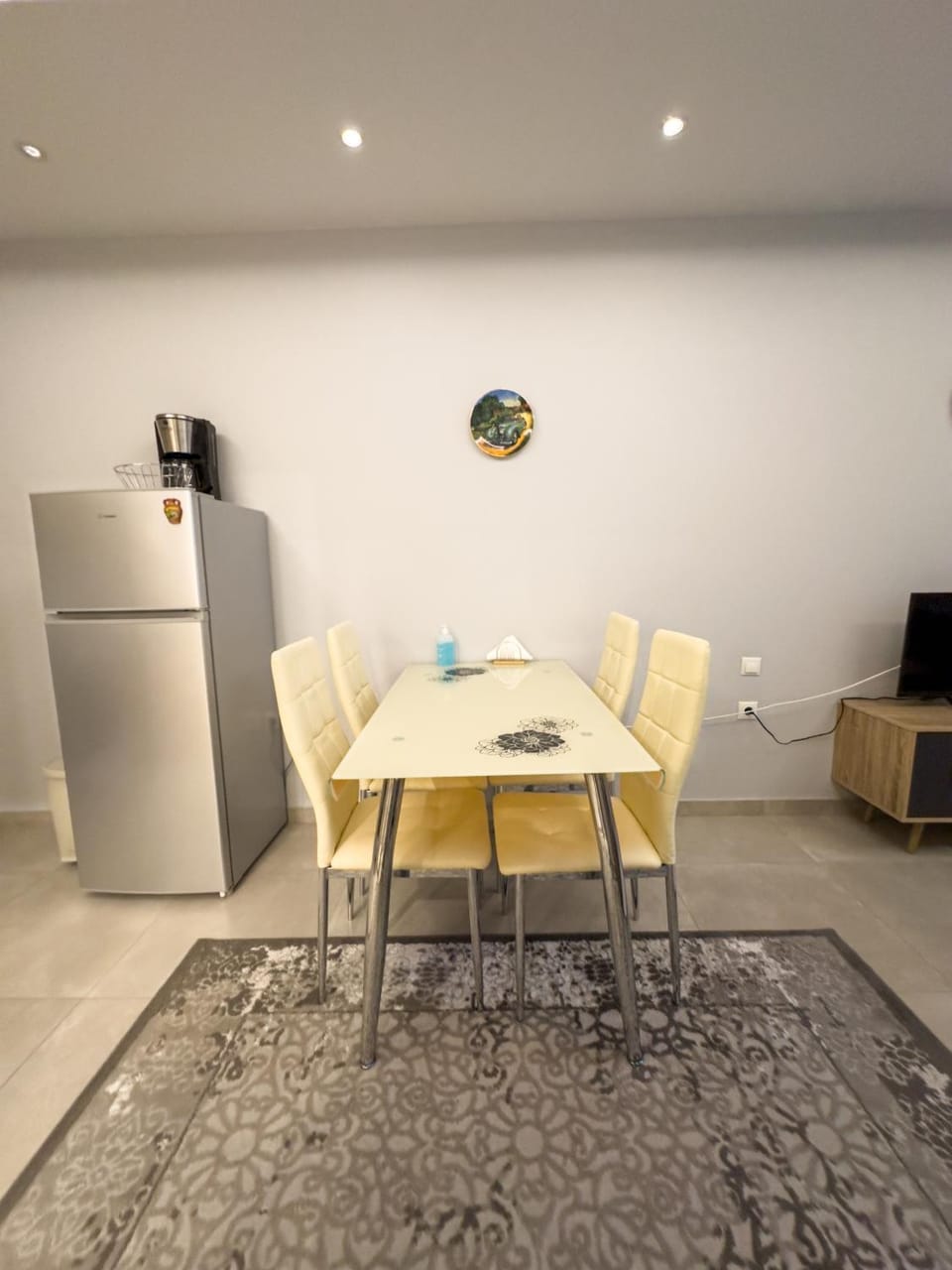 Contemporary & Spacious Renovated Apartment, DT Syntagma, /Touristic Area Apartment in Athens