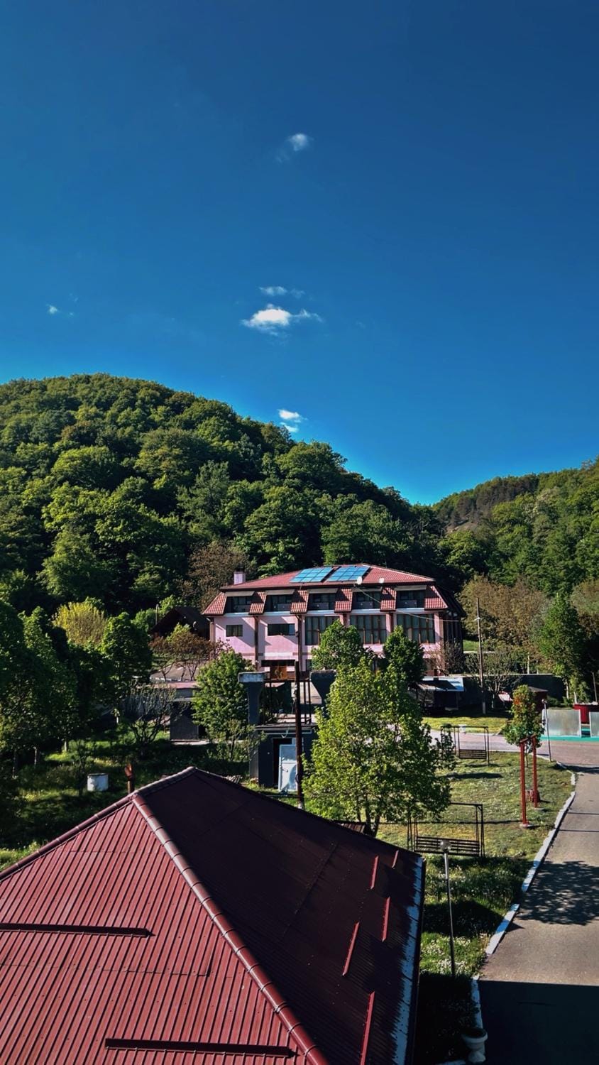 Pensiunea Oșencuța Resort in Romania
