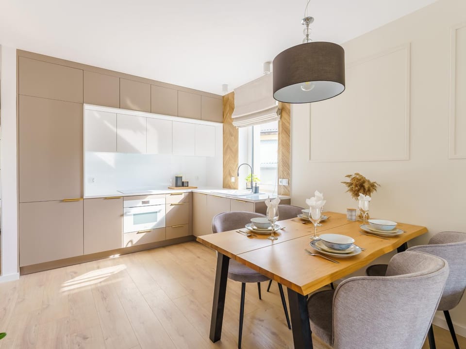 Kitchen or kitchenette, stove, kitchen