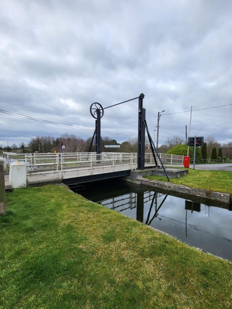 Day, Lake view, River view