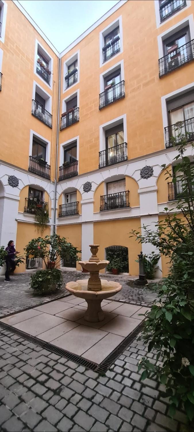 Property building, Balcony/Terrace