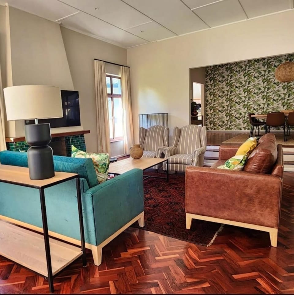 Lounge or bar