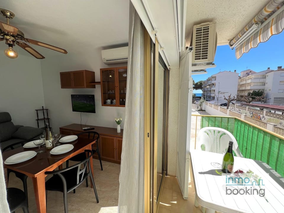 New Pins II, climatizado y a 120m de la playa Apartment in Cambrils