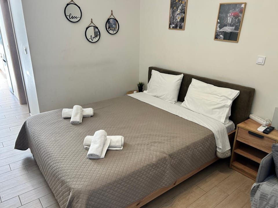 Chris3 Apartment in Messenia