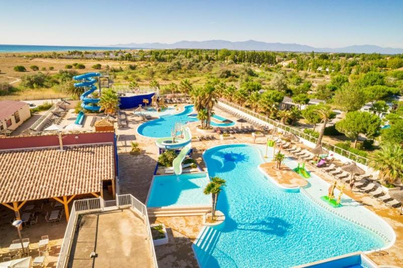 Aqua park, Swimming pool