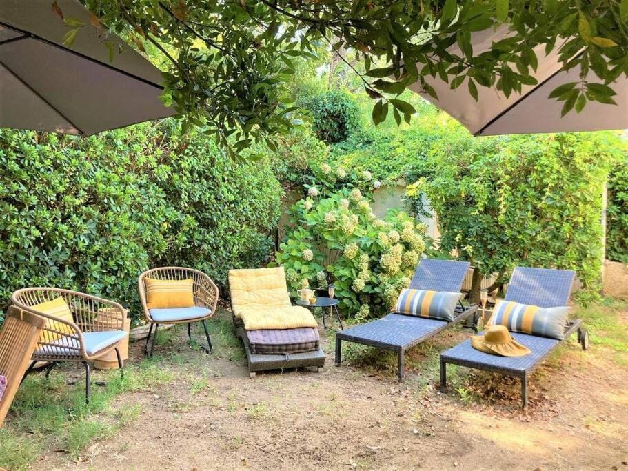 Villa La douceur au soleil 5min à pied plage House in Fréjus