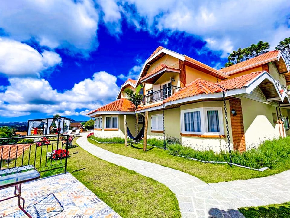 Property building, Day, Garden