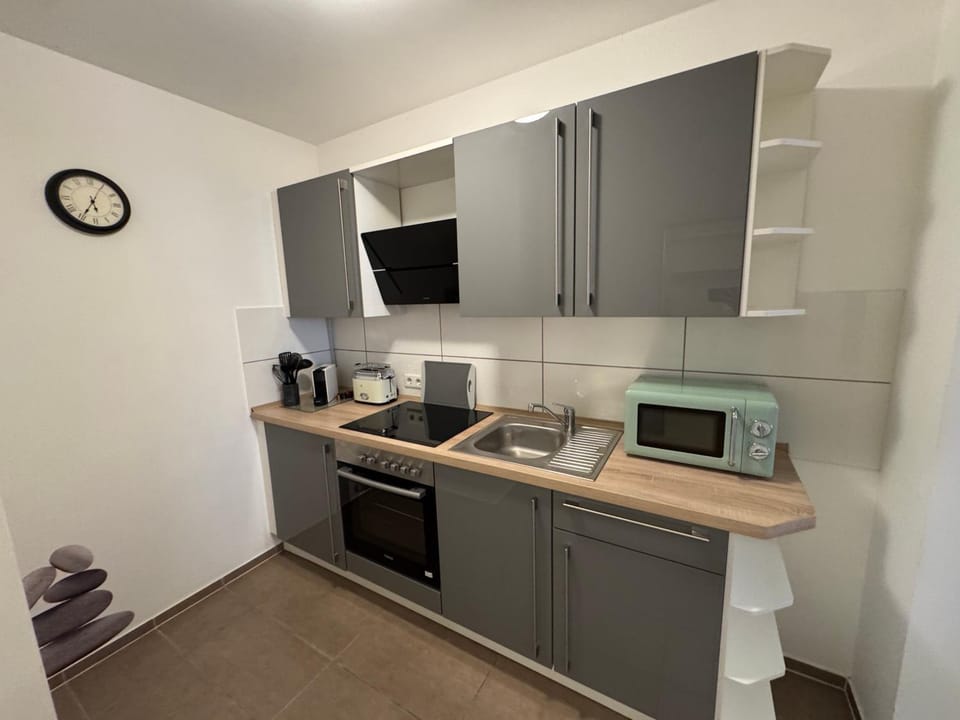 Coffee/tea facilities, Kitchen or kitchenette