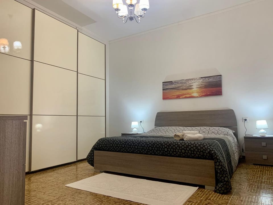 Bed, Bedroom, wardrobe