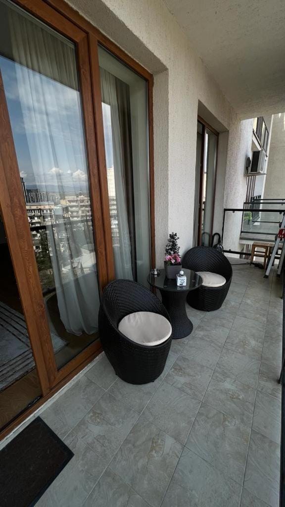 DL Apartment in Central Park M2 Apartment in Tbilisi, Georgia
