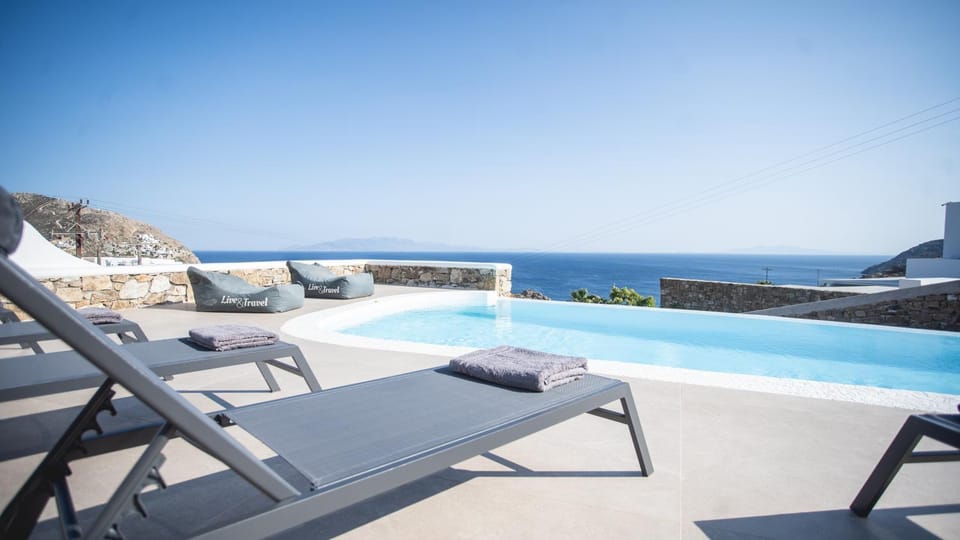 Patio, Day, Natural landscape, View (from property/room), Balcony/Terrace, Seating area, Pool view, Sea view, Swimming pool, sunbed