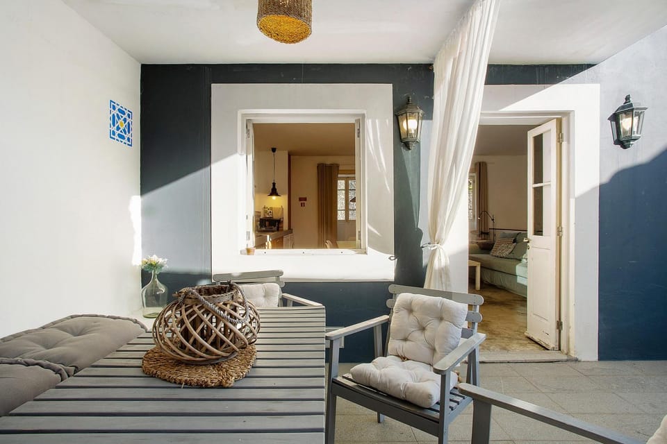 Property building, Living room
