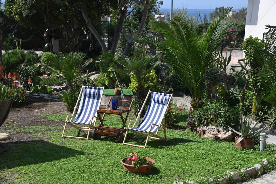 Garden view, sunbed, Internal: Not applicable to any particular room