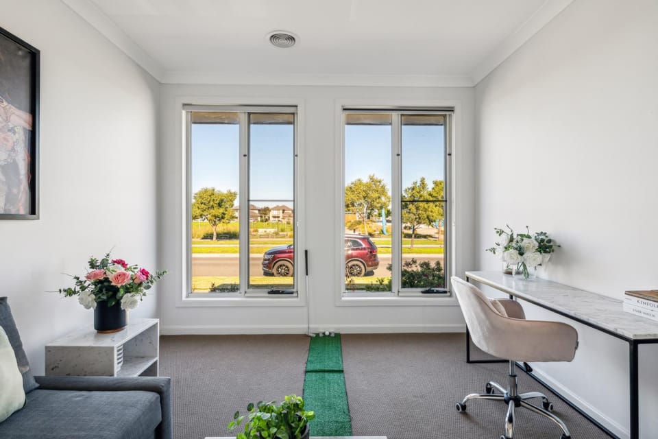 Living room, Garden view